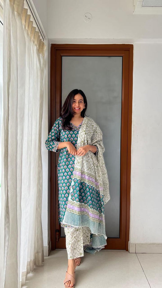 Harshini's Pick (Stitched) - Option 1